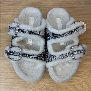 Stuart Weitzman Piper‎ Chill Slide Tweed Sandals w/Pearl Accents Woman’s 7 NWOB